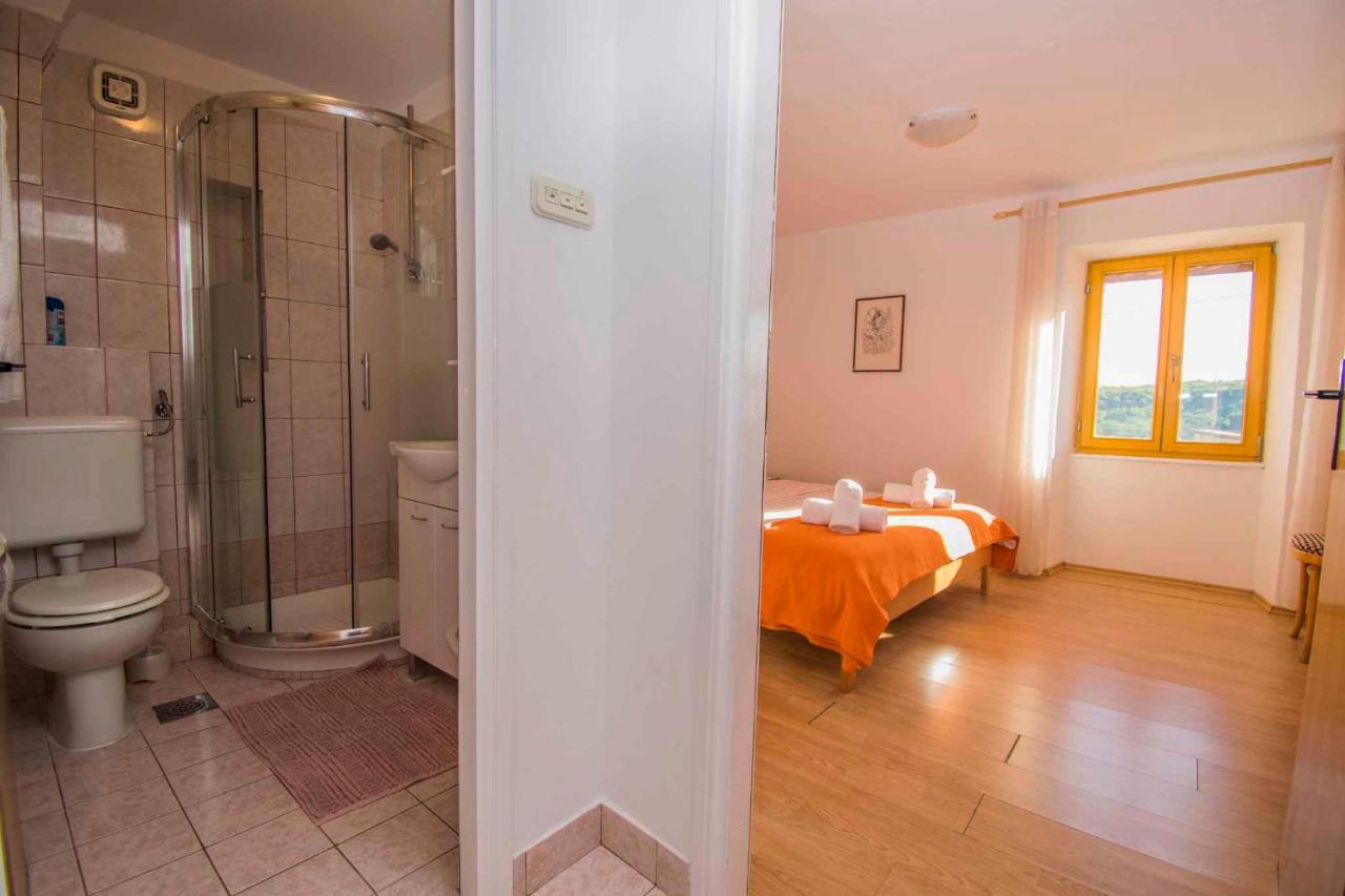 Apartment Dobrinj 1 Eksteriør billede