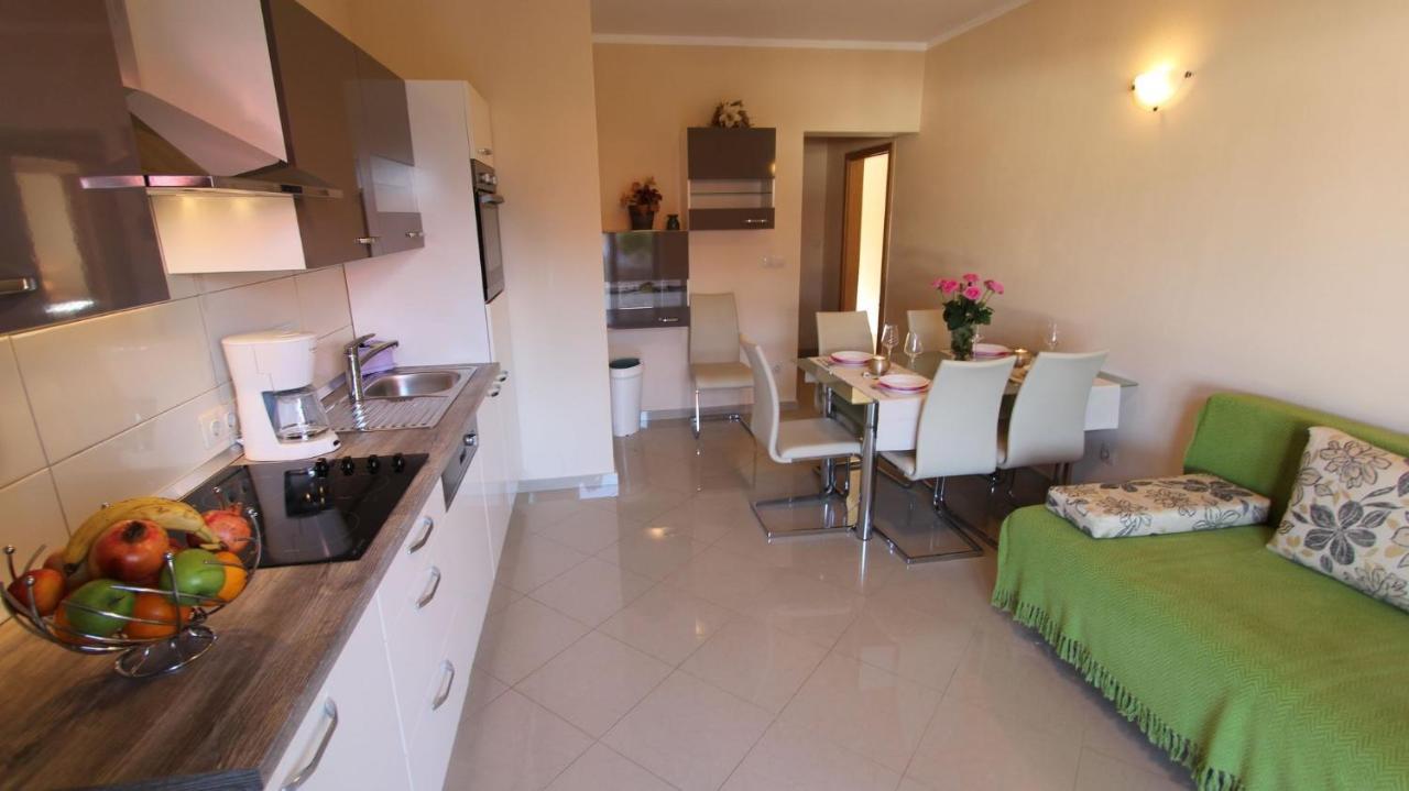 Apartment Dobrinj 1 Eksteriør billede